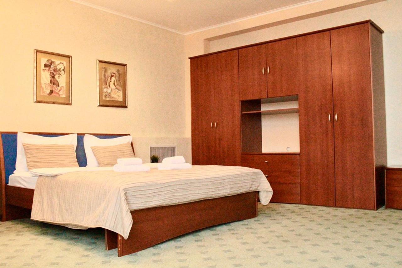 Hotel Павлодар Zewnętrze zdjęcie